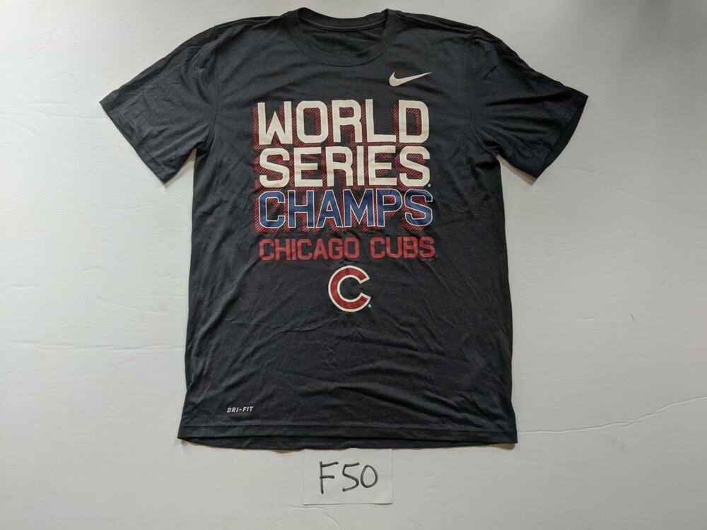 Nike World Series Chicago Cubs Champs TShirt Size Medium Dri-Fit Gray -0520F50
